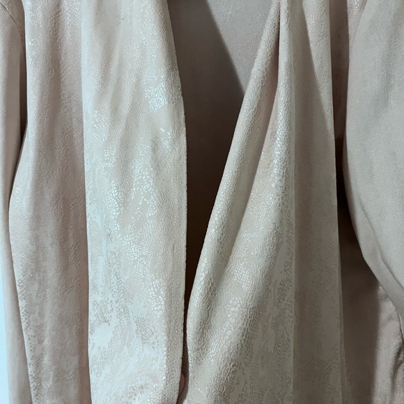 Cardigan - Picture 4 of 4